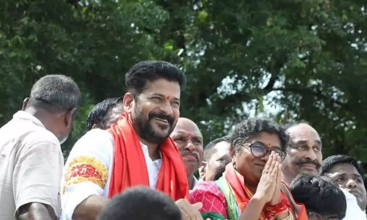 Revanth Reddy in trouble with TDP supports BJP in Munugode