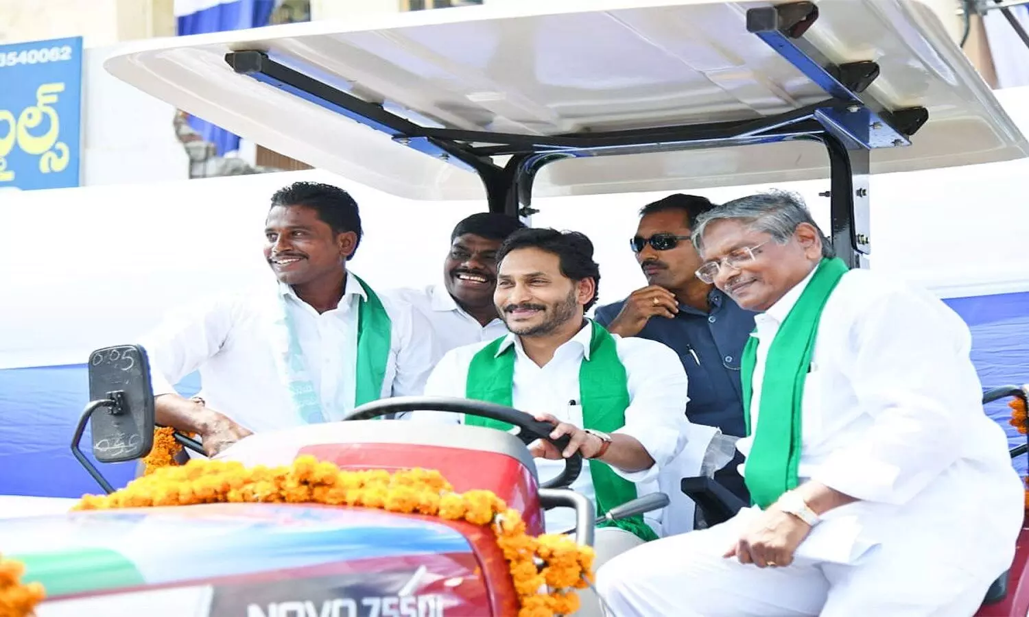 ఆర్బీకేల్లో అవసరమైన యంత్రాలు.. జగన్ ఆలోచన మంచిదే కానీ..!