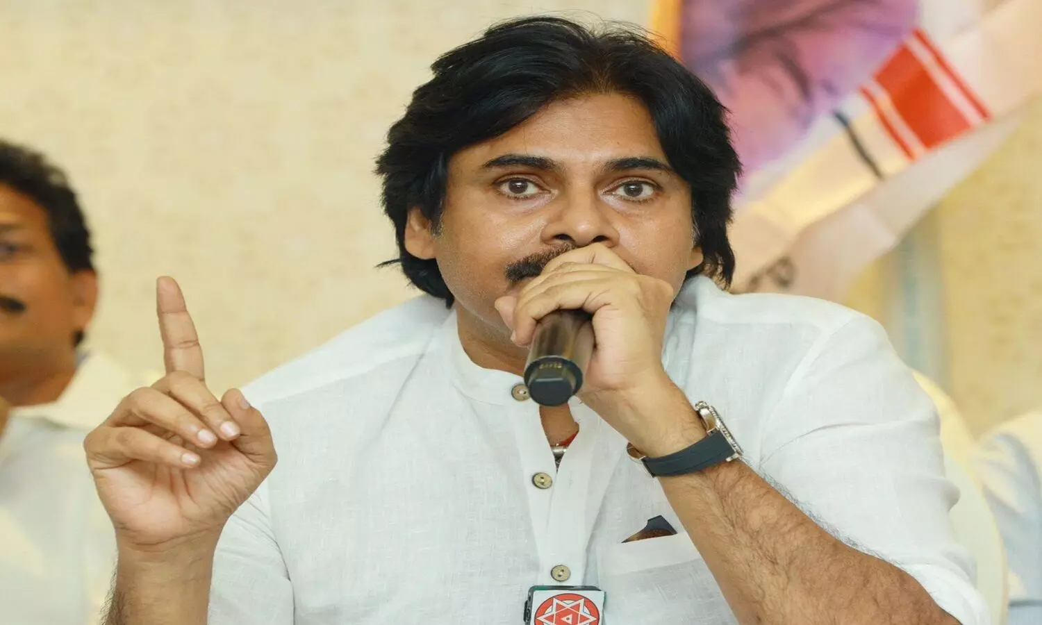 బీజేపీతో కలహమా..? కాపురమా..?? నేడు ఢిల్లీకి పవన్