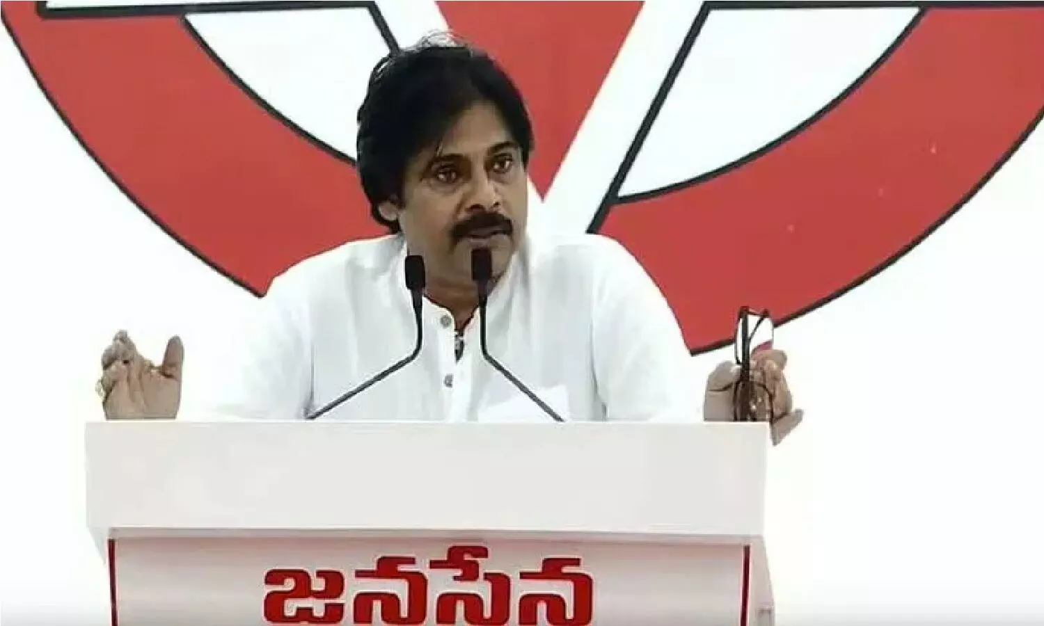 బీజేపీ వల్ల నష్టపోయానంటున్న పవన్