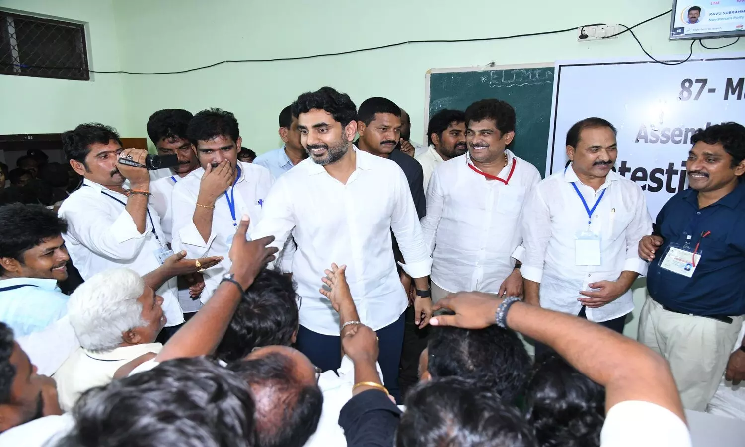 ఏపీ ప్రభుత్వంలో లోకేష్ పాత్ర ఏంటి..? రెడ్ బుక్ సంగతేంటి..?