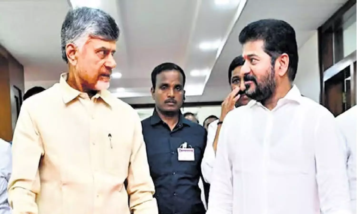 పోటాపోటీగా ఢిల్లీకి వెళ్తున్న తెలుగు రాష్ట్రాల సీఎంలు