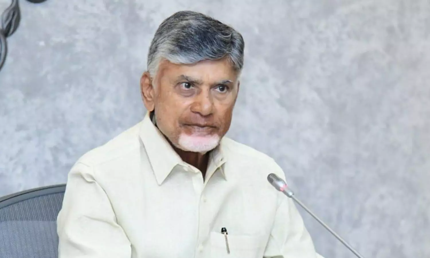 చేరికలపై చంద్రబాబు కీలక వ్యాఖ్యలు