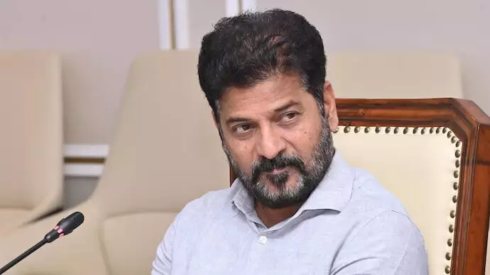 రేవంత్‌ ఖచ్చితంగా కోర్టుకు రావాల్సిందే