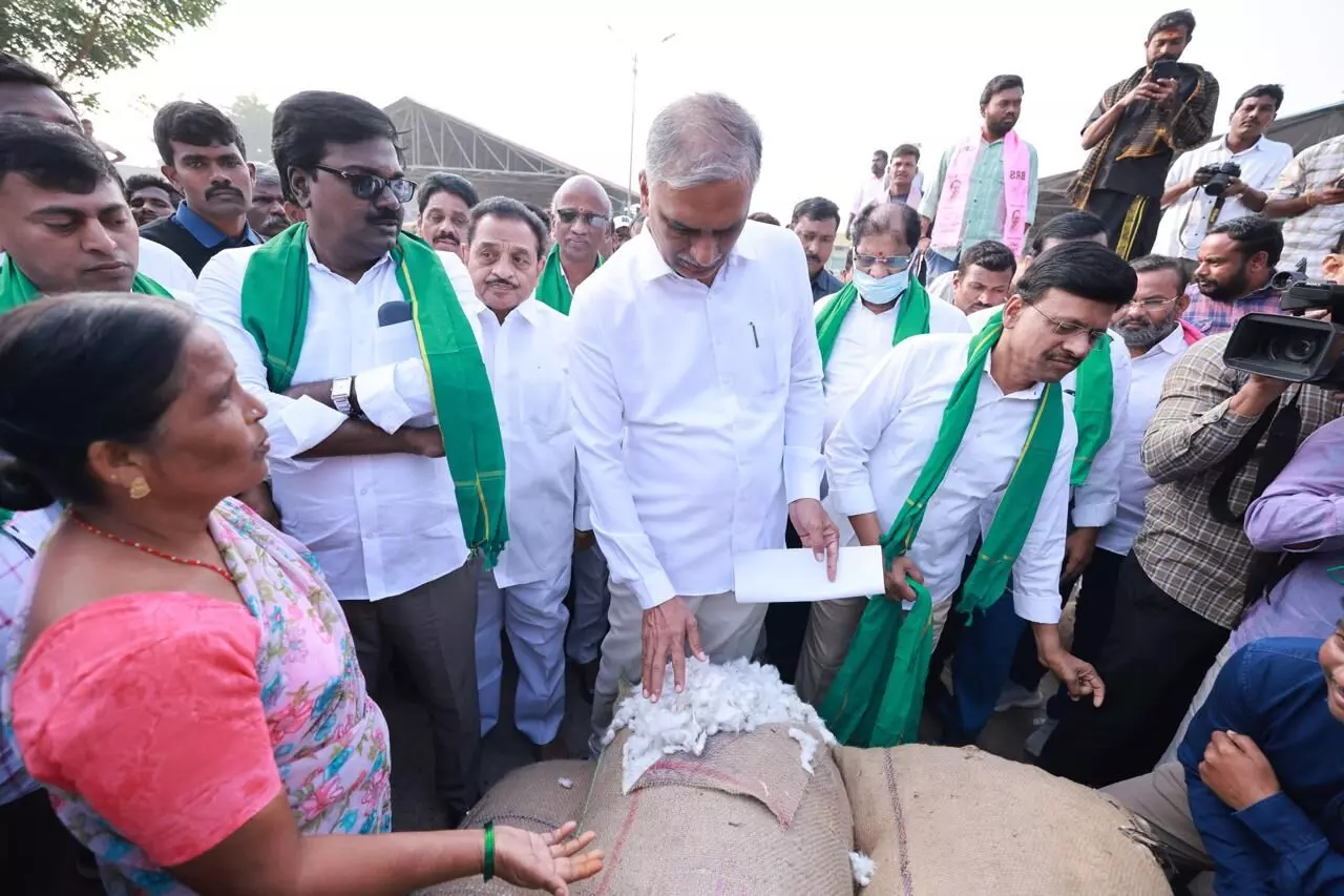 బోనస్‌ బోగస్‌.. మద్దతు ధరకే దిక్కులేదు