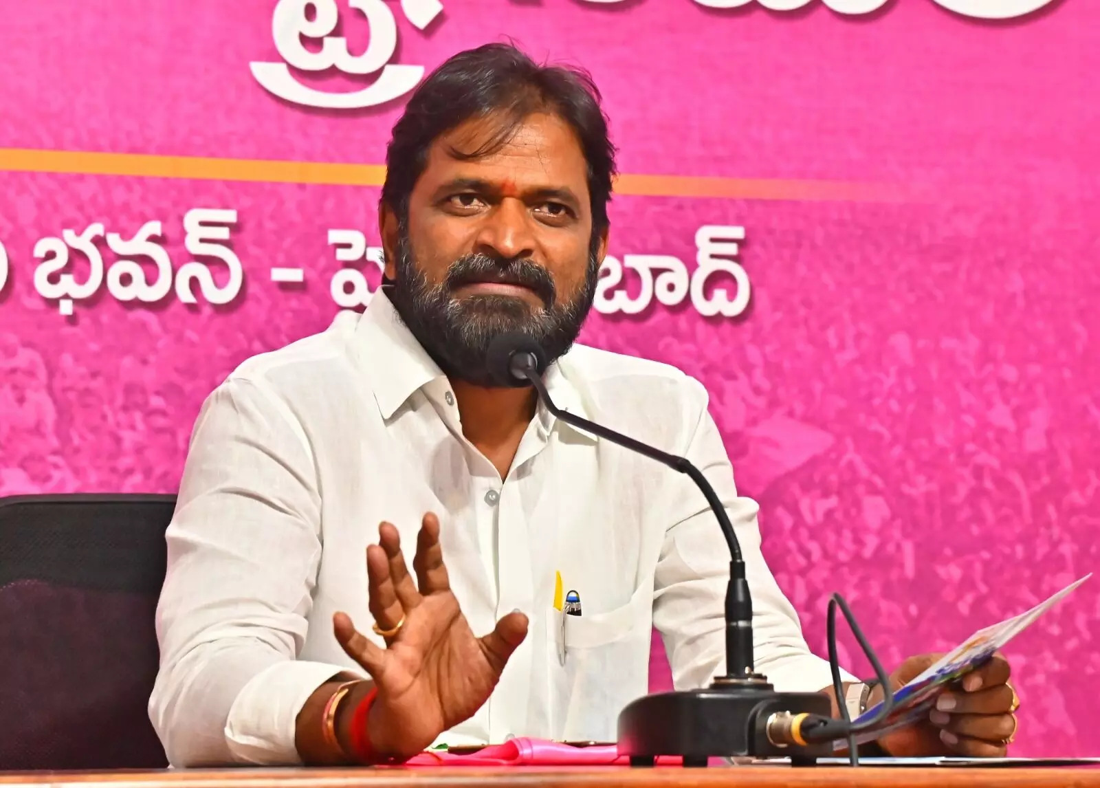 పాలమూరు - రంగారెడ్డి ప్రాజెక్టు కోసం ఢిల్లీకి అఖిలపక్షాన్ని తీసుకెళ్లాలి