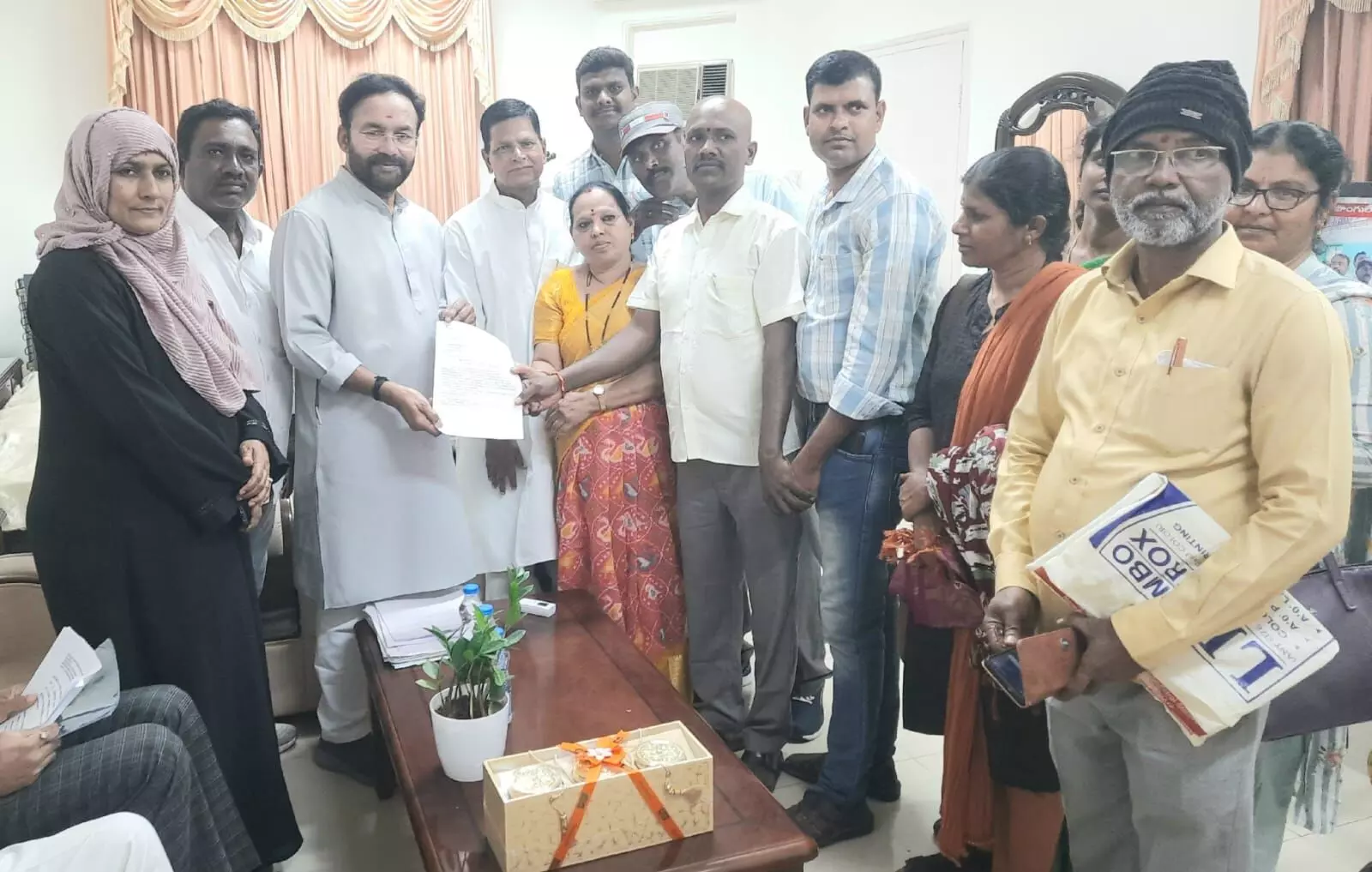 సమగ్ర శిక్ష ఉద్యోగుల సమస్యలు పరిష్కరిస్తాం