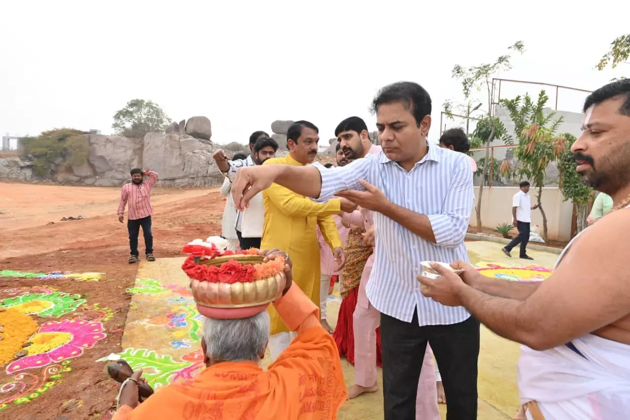 భోగి వేడుకల్లో కేటీఆర్‌, హరీశ్‌ రావు