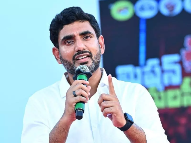 స్కూల్‌లో బర్త్ డే వేడుకలు నిర్వహించడంపై నారా లోకేశ్ ఆగ్రహం