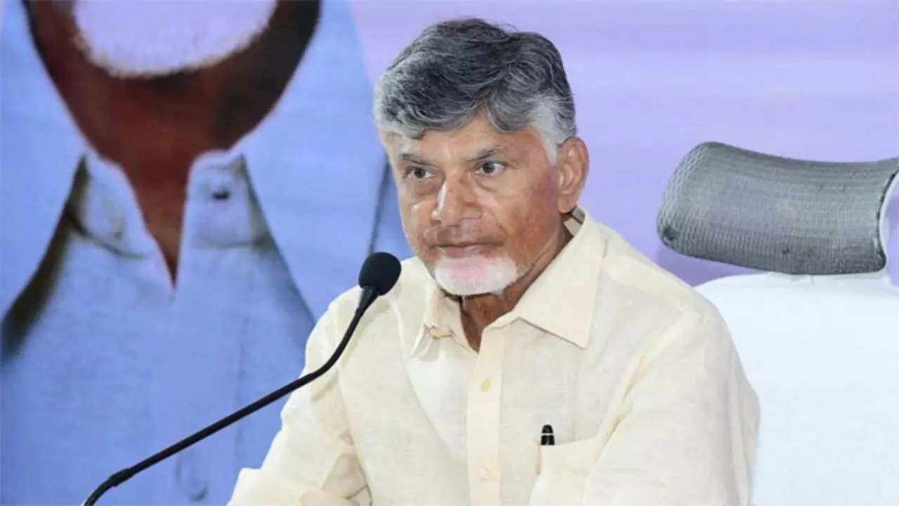 మంత్రులపై సీఎం చంద్రబాబు ఆగ్రహం