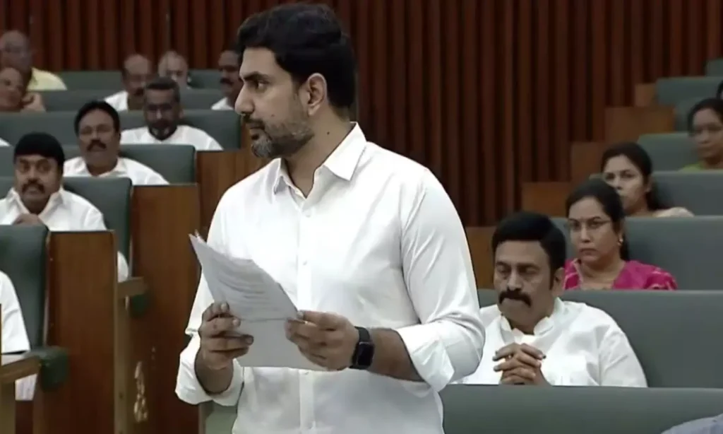విద్యా వ్యవస్థ ప్రక్షాళణ.. 'నాడు-నేడు'పై విచారణ