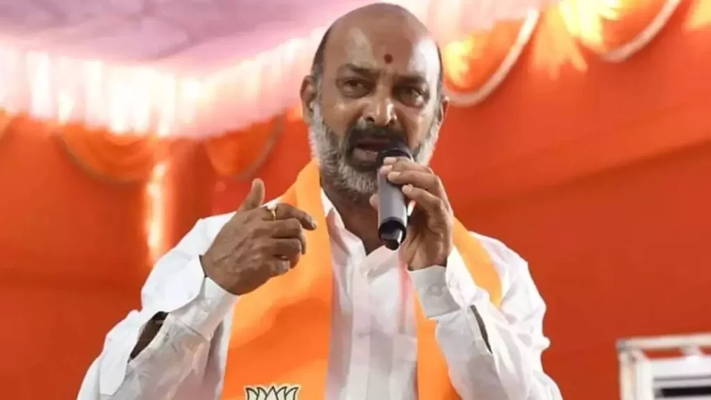 సీఎం వదిలిపెట్టే ప్రసక్తే లేదు :  బండి సంజయ్