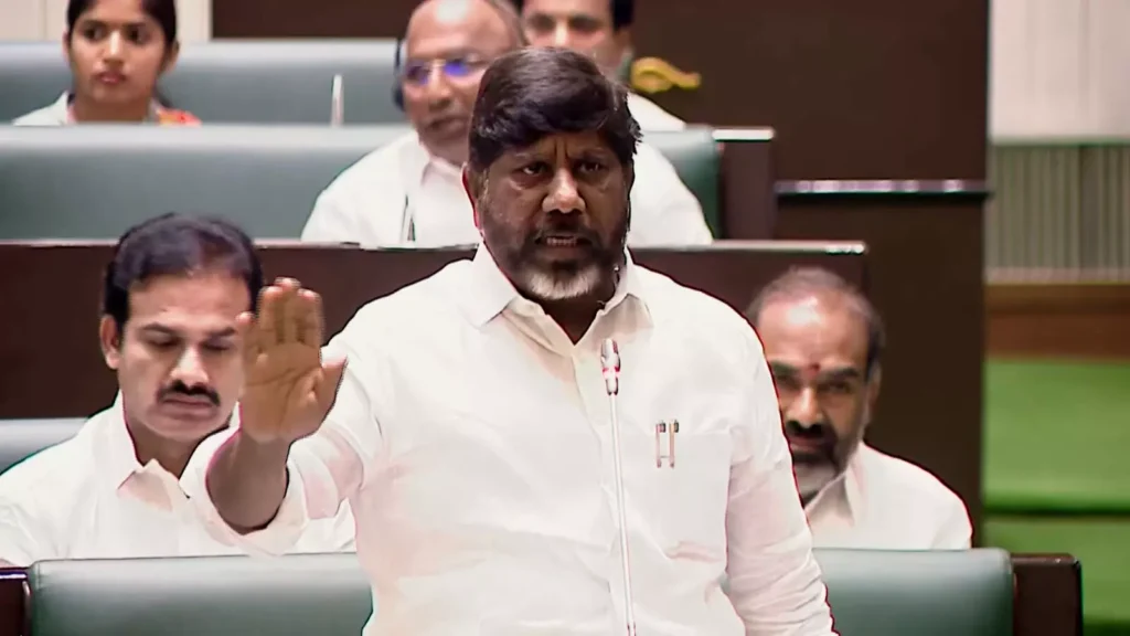సభను తప్పుదోవ పట్టిస్తున్నహరీశ్‌