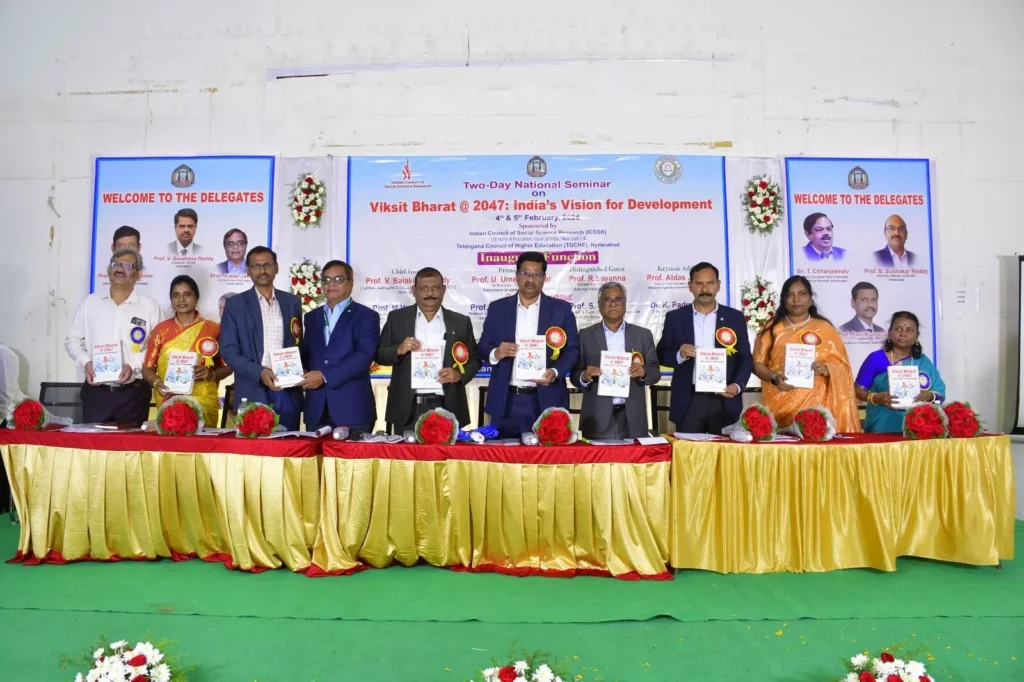 వికసిత్ భారత్  సావనీర్ ఆవిష్కరించిన ఉన్నత విద్యా మండలి చైర్మన్