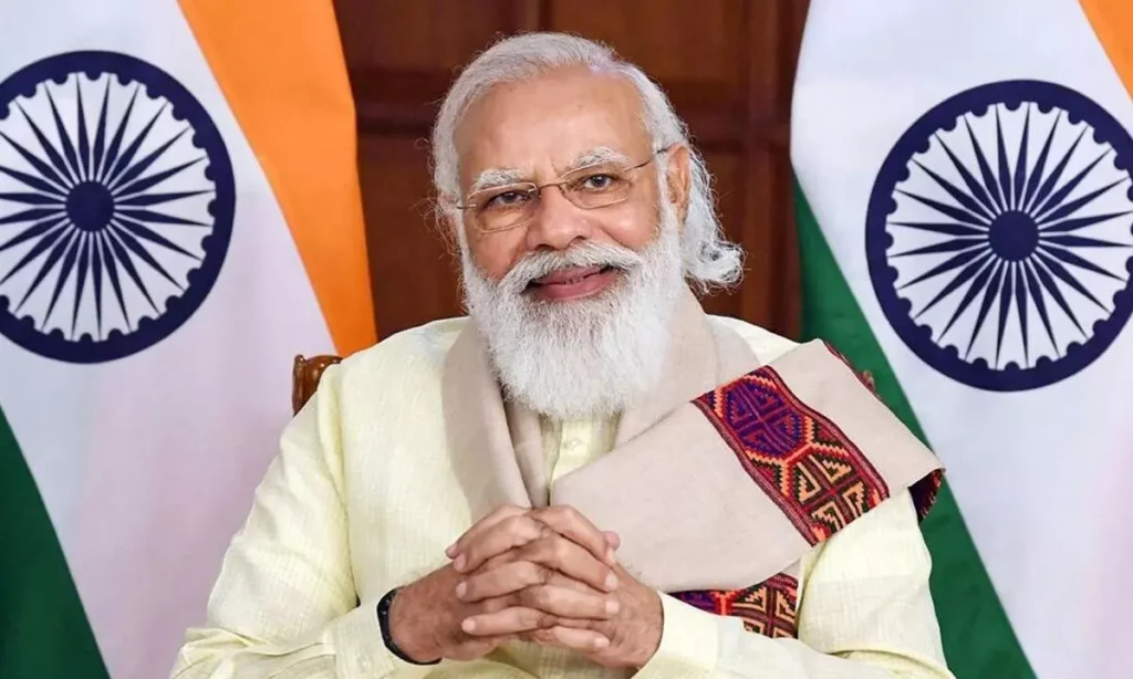 పటేల్ ఆదర్శాలను పాతి పెట్టిన మోడీ... ఆయన విగ్రహాన్ని మాత్రం భారీ ఎత్తున ప్రతిష్టించారు